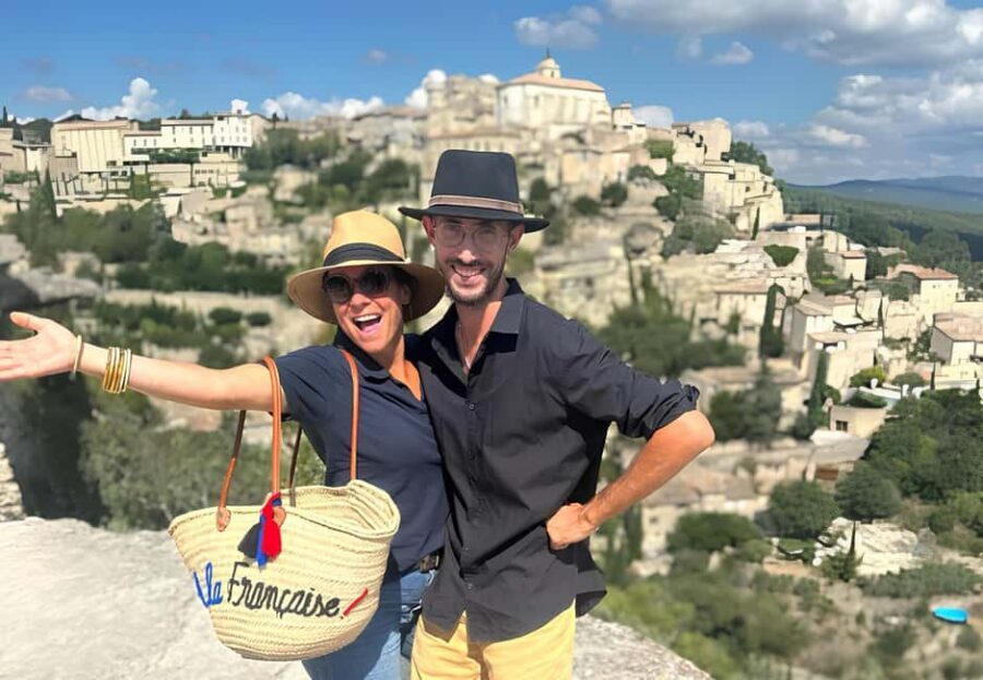 From Marseille: Luberon Market & Villages Full-Day Tour - Small-group minibus day: what the pace feels like