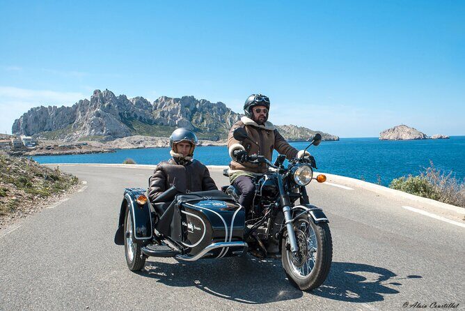 Marseille : 2-Hour Sidecar Sightseeing Tour - Vieux Port and the fish market: where the harbor energy lives